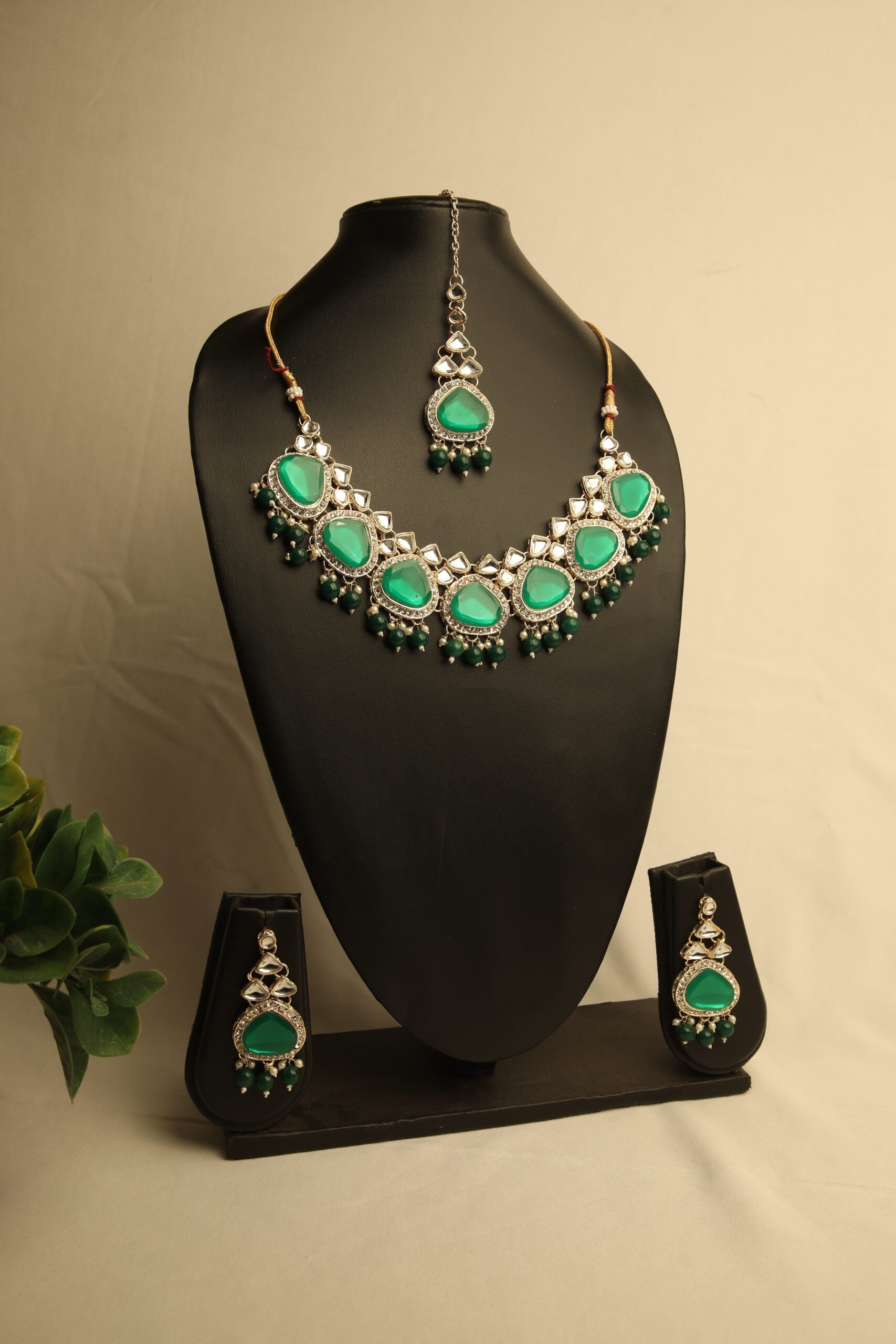 Verdant Spark American Diamond Necklace Set