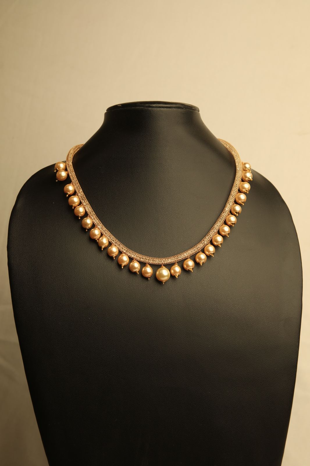 Golden Pearl Neck Piece