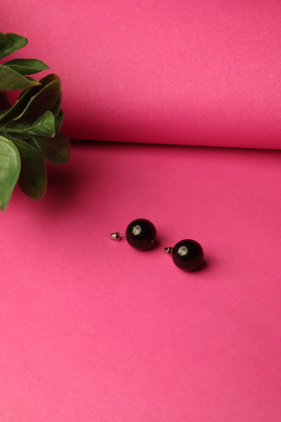 Black Pearl Earrings